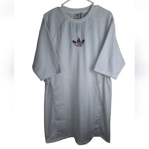 Adidas NWT Womens 3/4 Sleeve Tee Embraided Logo Dress with Waist Drawstr…
